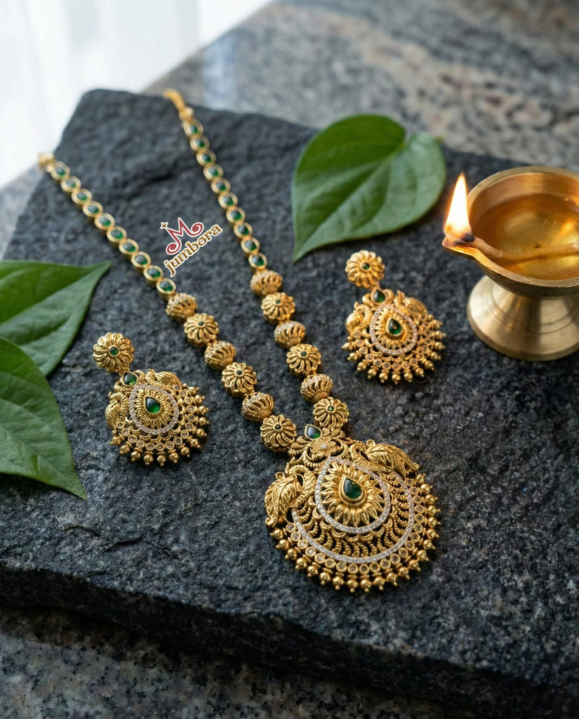 Elegant Traditional Antique Gold Green Kemp Necklace Set