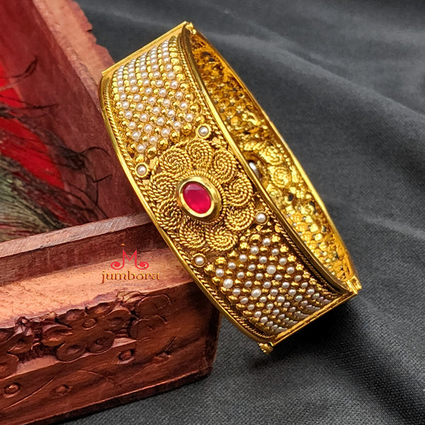 Antique Gold Openable Pearl Kundan Bangle Bracelet