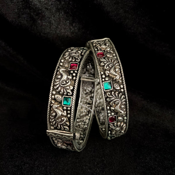 Handcrafted Nakshi Work Oxidized Silver Bangle