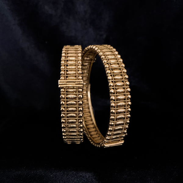 Traditional Subtle Antique Bangle