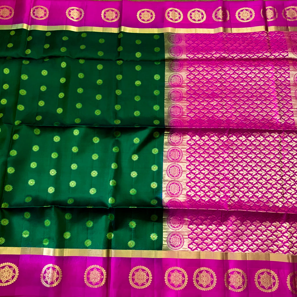 Kanchipuram Pure Silk Handloom Soft silk saree in Dark Green and Pink Border