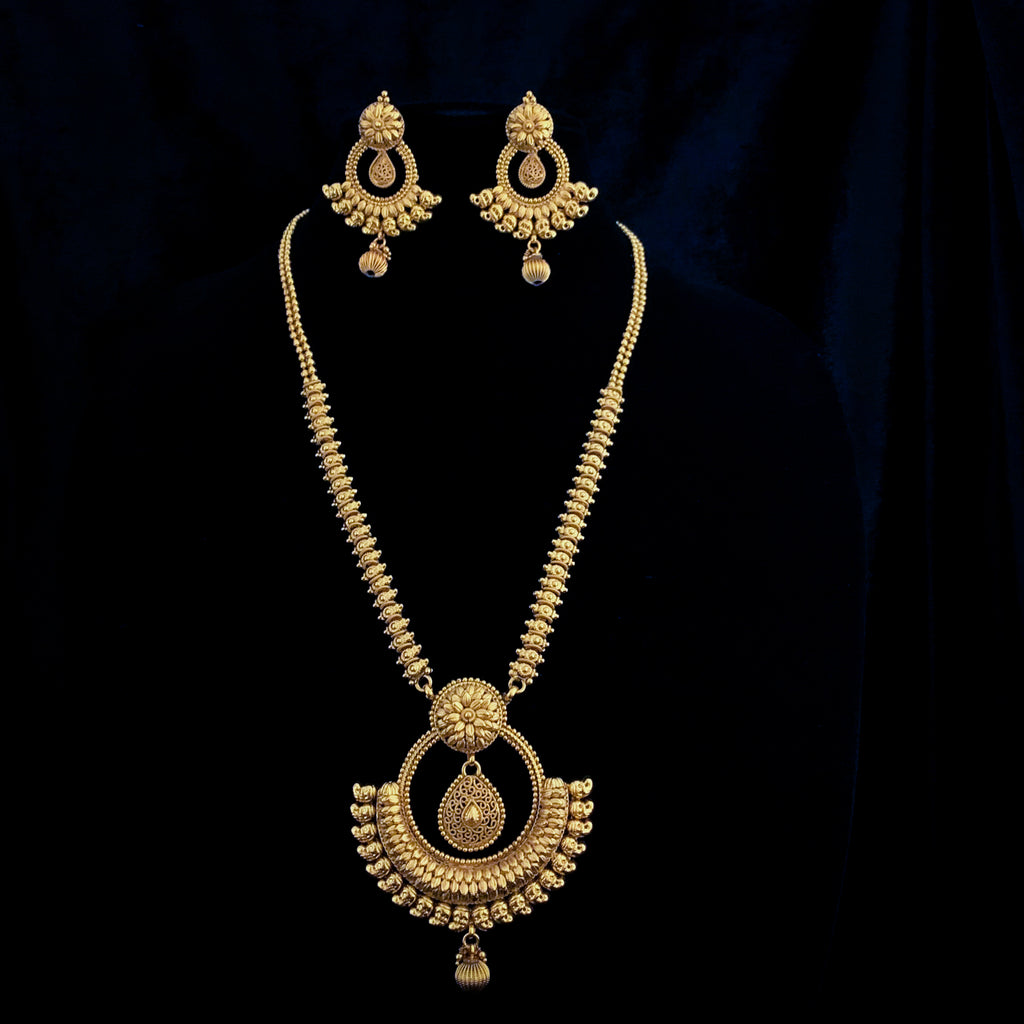 Exclusive Long Antique Gold Necklace Set wtih Chaandbali pendant and earring