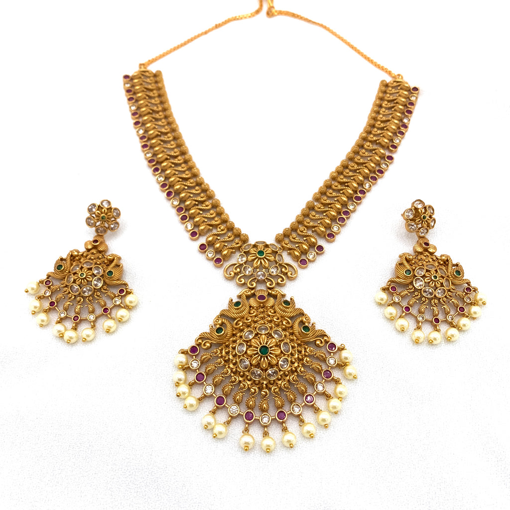 Antique Matte Gold Traditional Necklace Set with Pearls