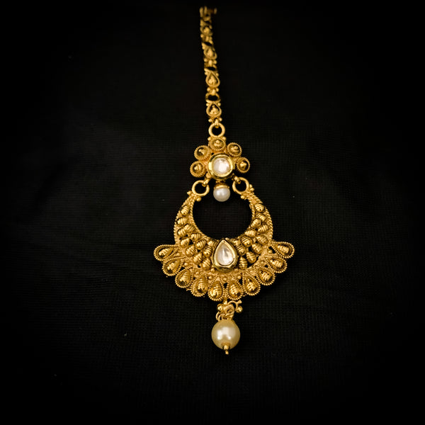 Beautiful Traditional Kundan Antique Gold Tikka with pearl dangler
