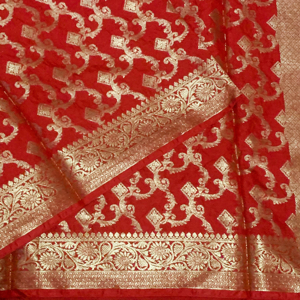 Beautiful and Bright Rich Red banarasi Duppatta with Golden Zari Work