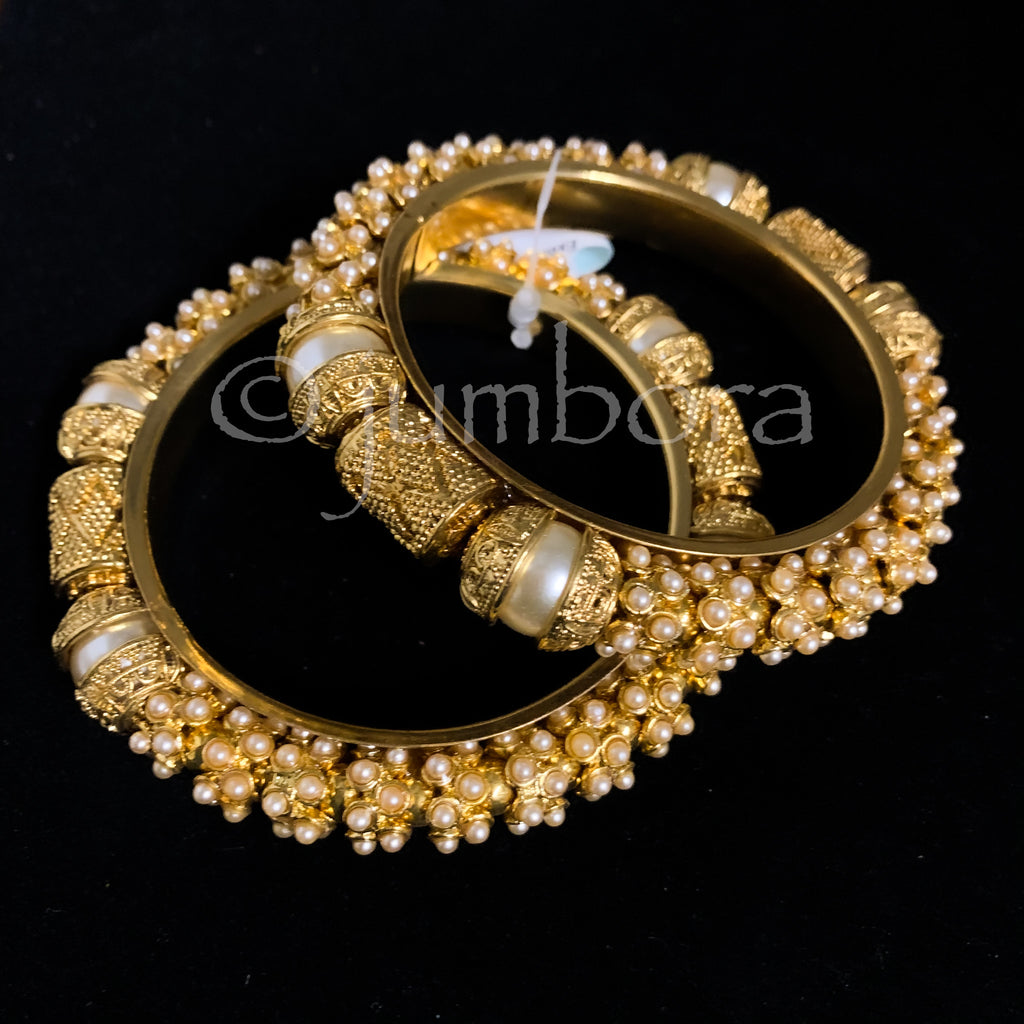 Antique Gold Pearl Bangle