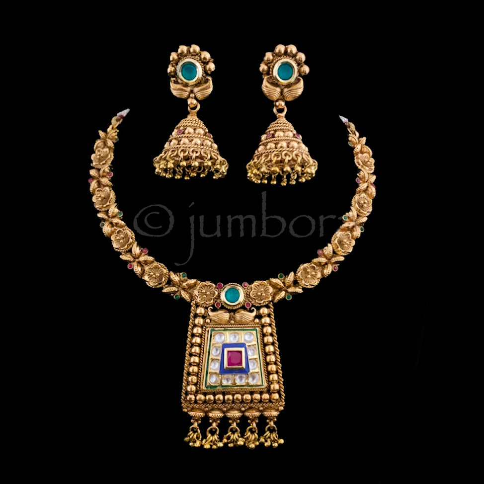 Kundan Antique Gold Necklace with Jhumka