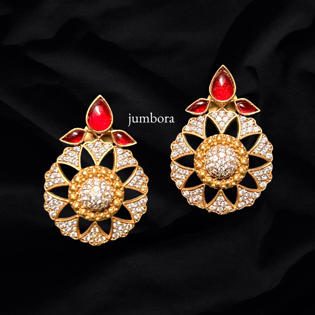 Matte Gold White AD stone Stud Kemp Earring