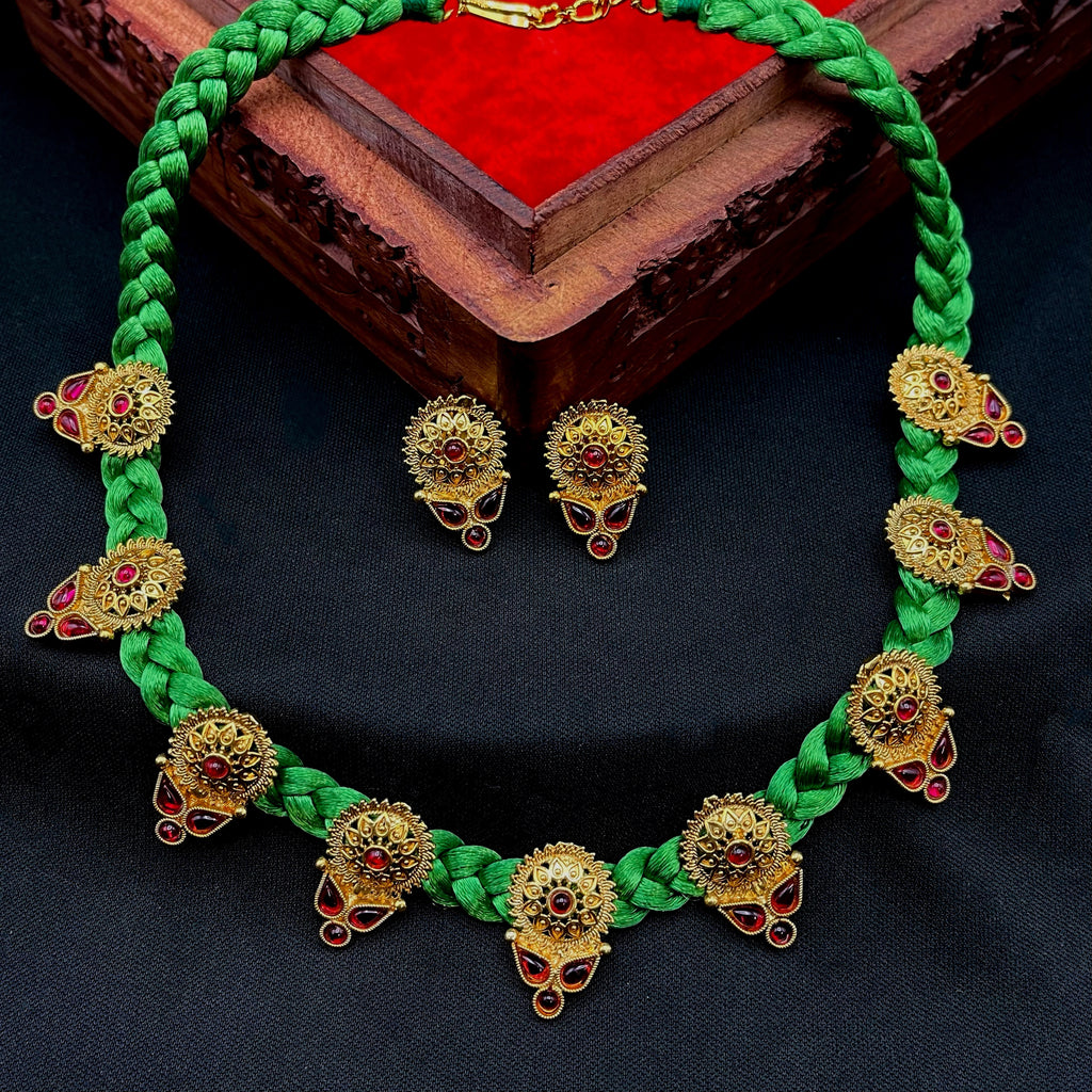 Green Dori Necklace set with Red Kemp Stones