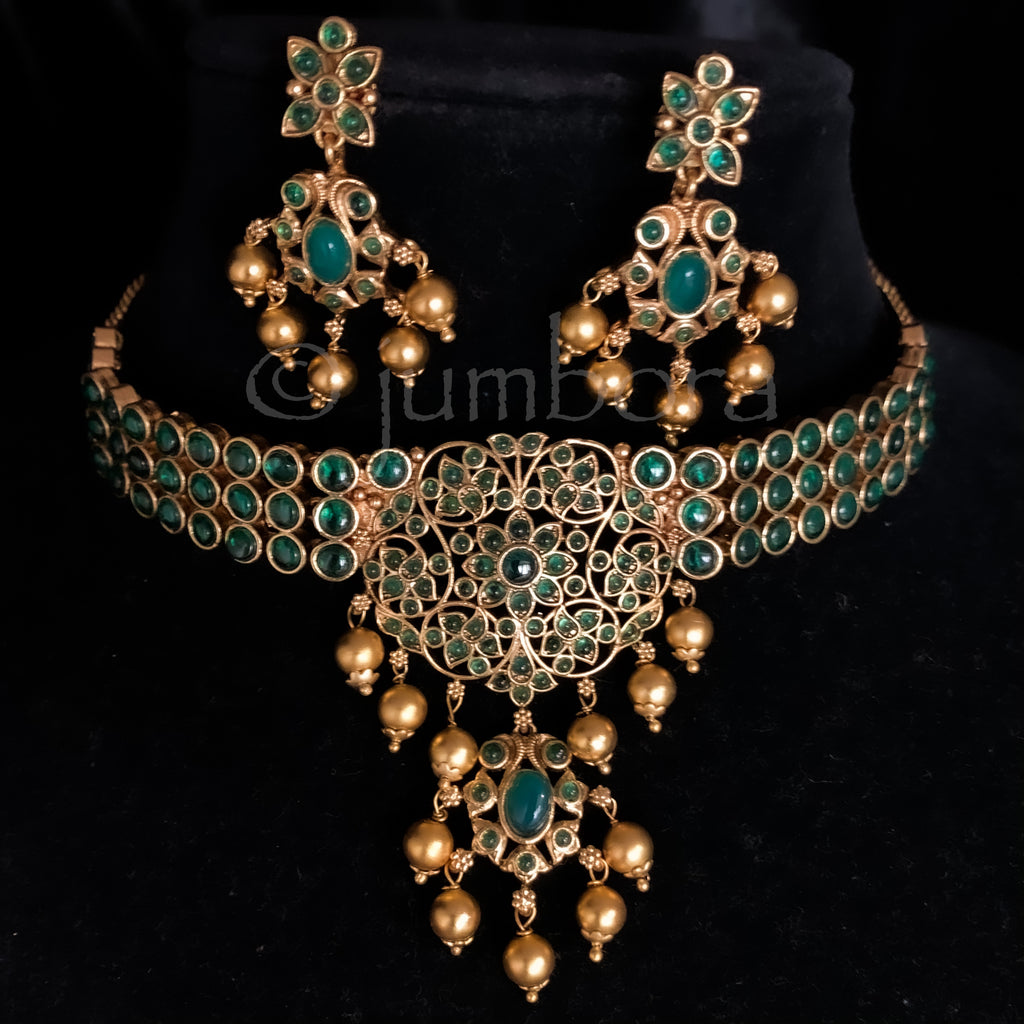 Traditional Kempu Choker Necklace Set
