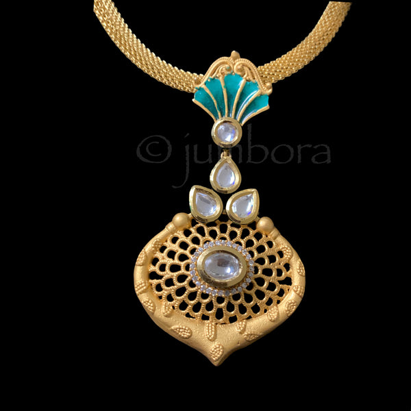 Premium Kundan Gold Alike Pendant Earring Necklace